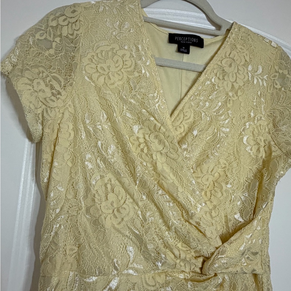 Perceptions NY Yellow Lace Wrap Dress Feminine Occasion Size M - Picture 3 of 5